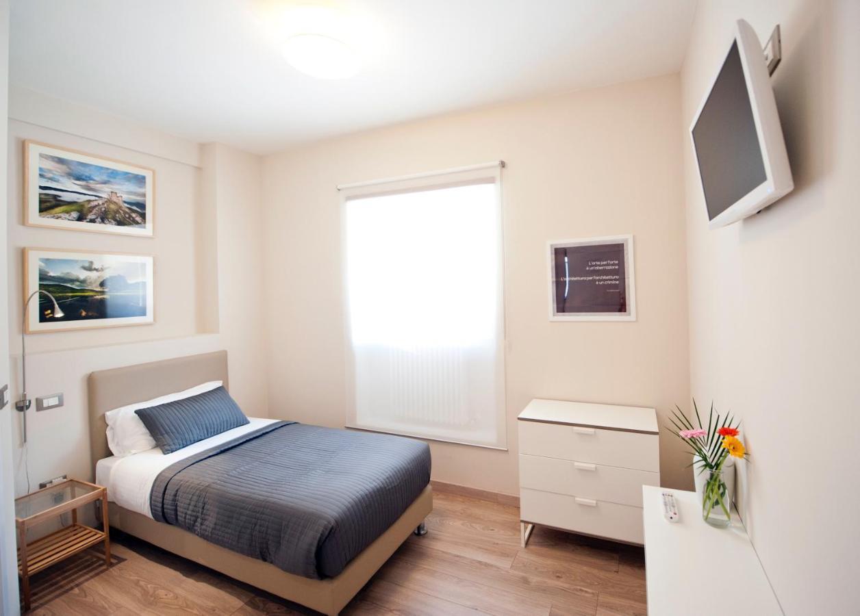 B&B Lo Studio LʼAquila Extérieur photo